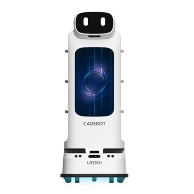 Robot Membawa Makanan